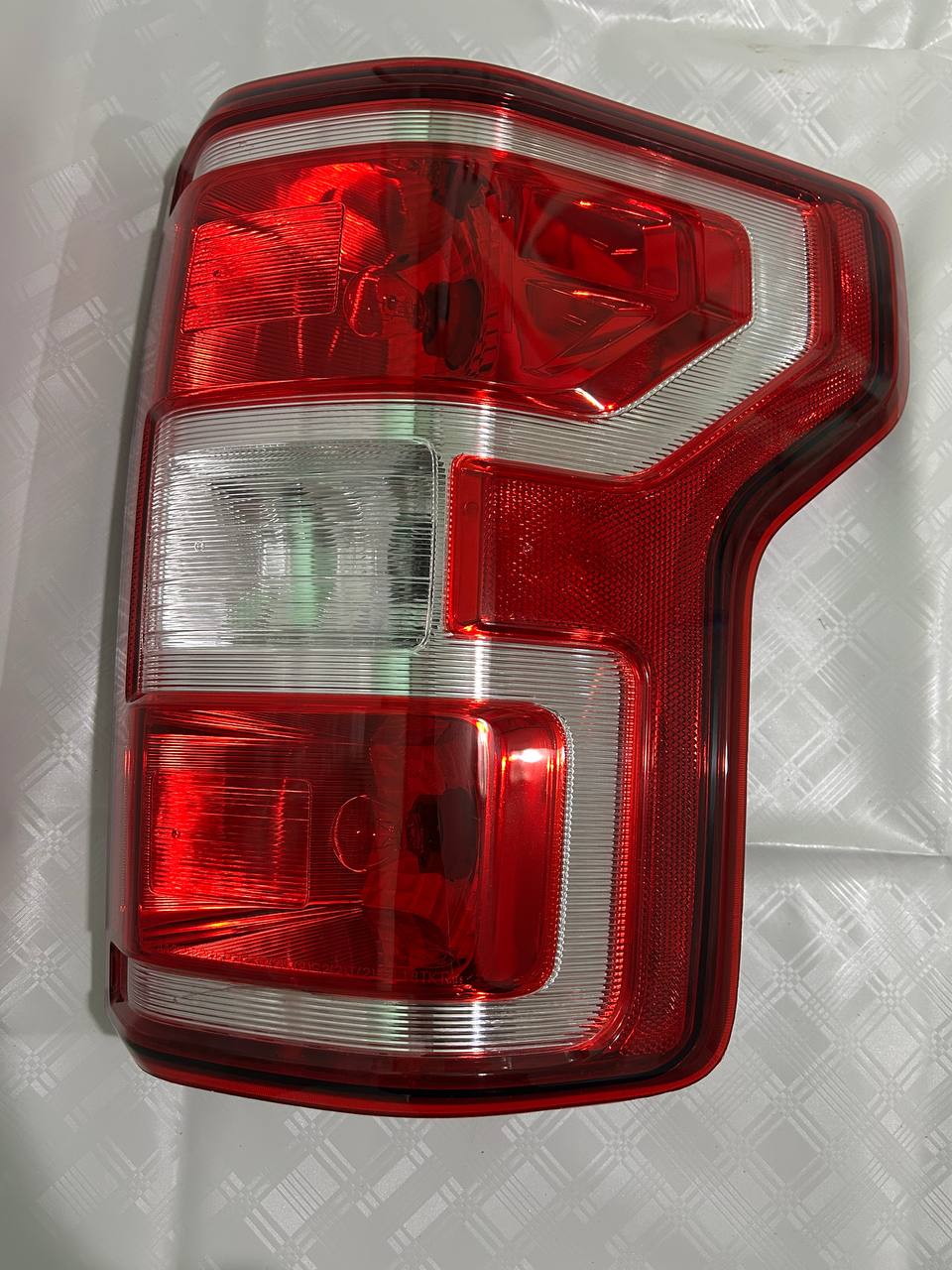 Б.у оригінал Ford F150 Права в крило 2018 - 2020 роки