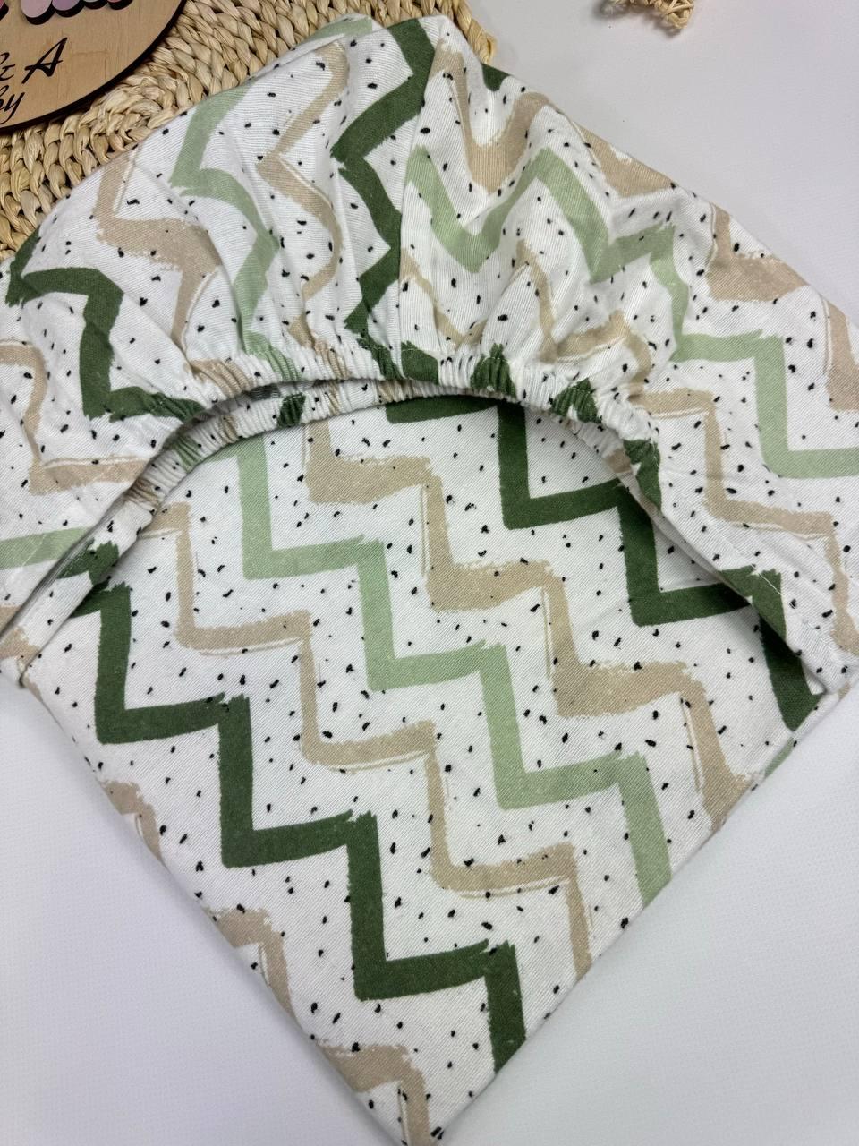 Простирадло на резинці з фланелі / байки для дитячого ліжечка