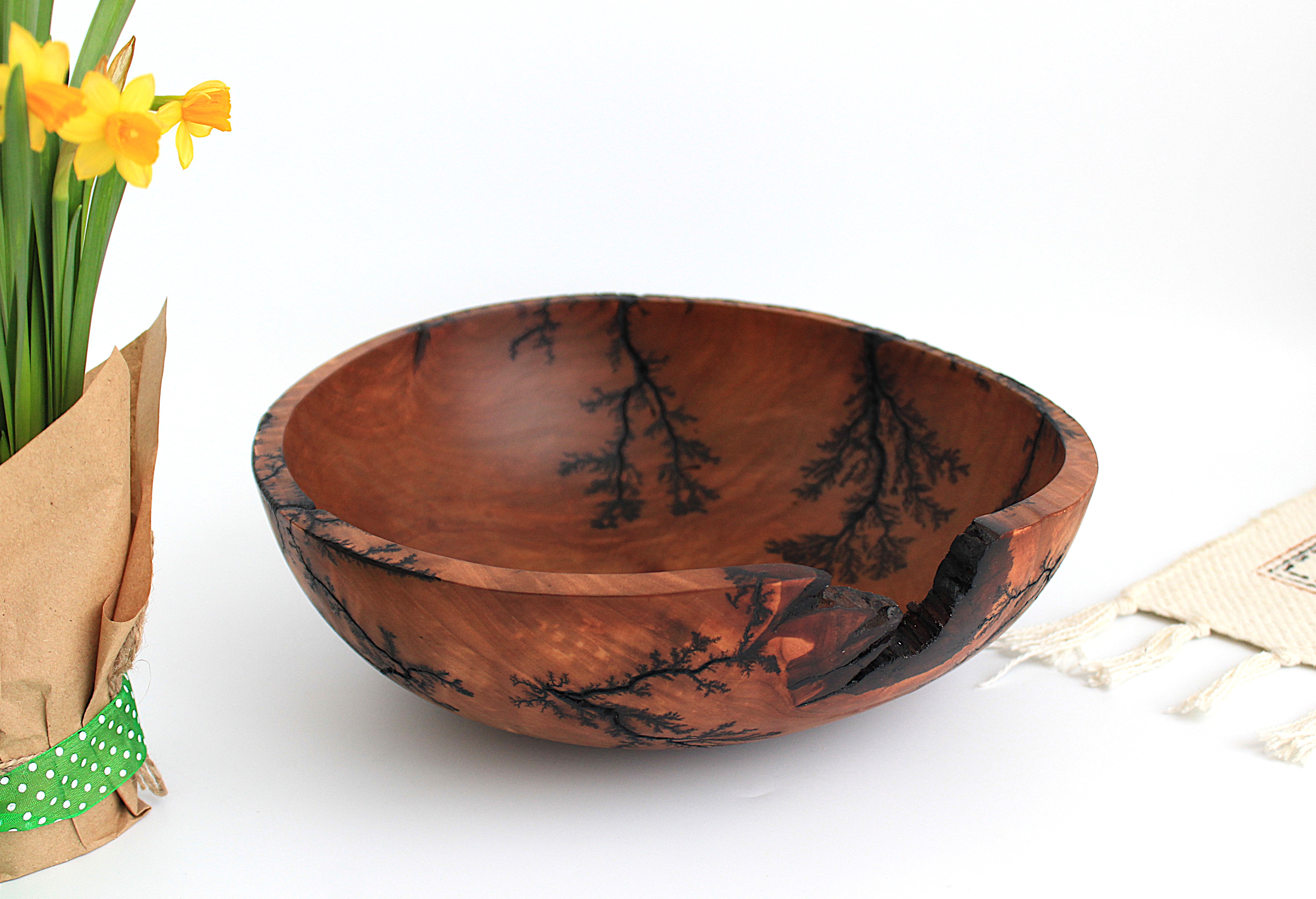 Салатник  великий з  груші