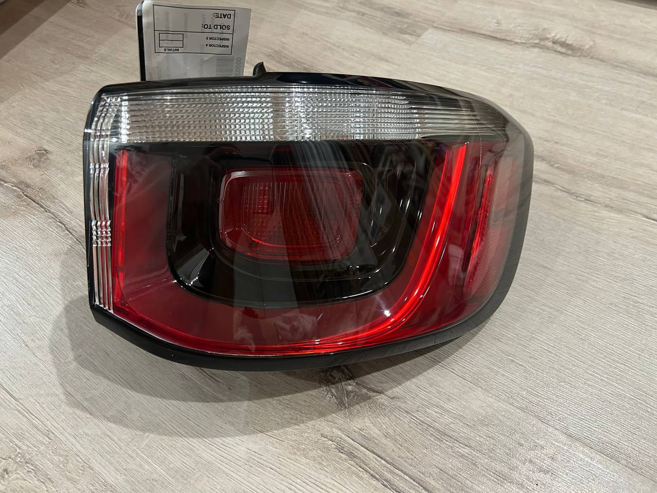 Jeep Compass 2 Права сторона Б/у оригінал (пасажирська сторона в крило)  2017 - 2024 роки