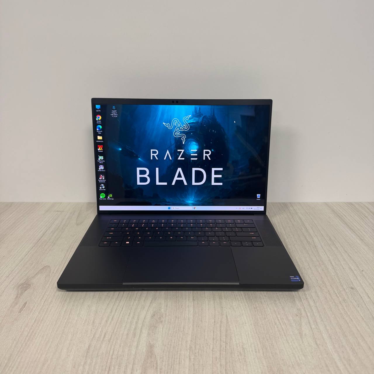 Razer Blade 16 RZ09-0510 OLED