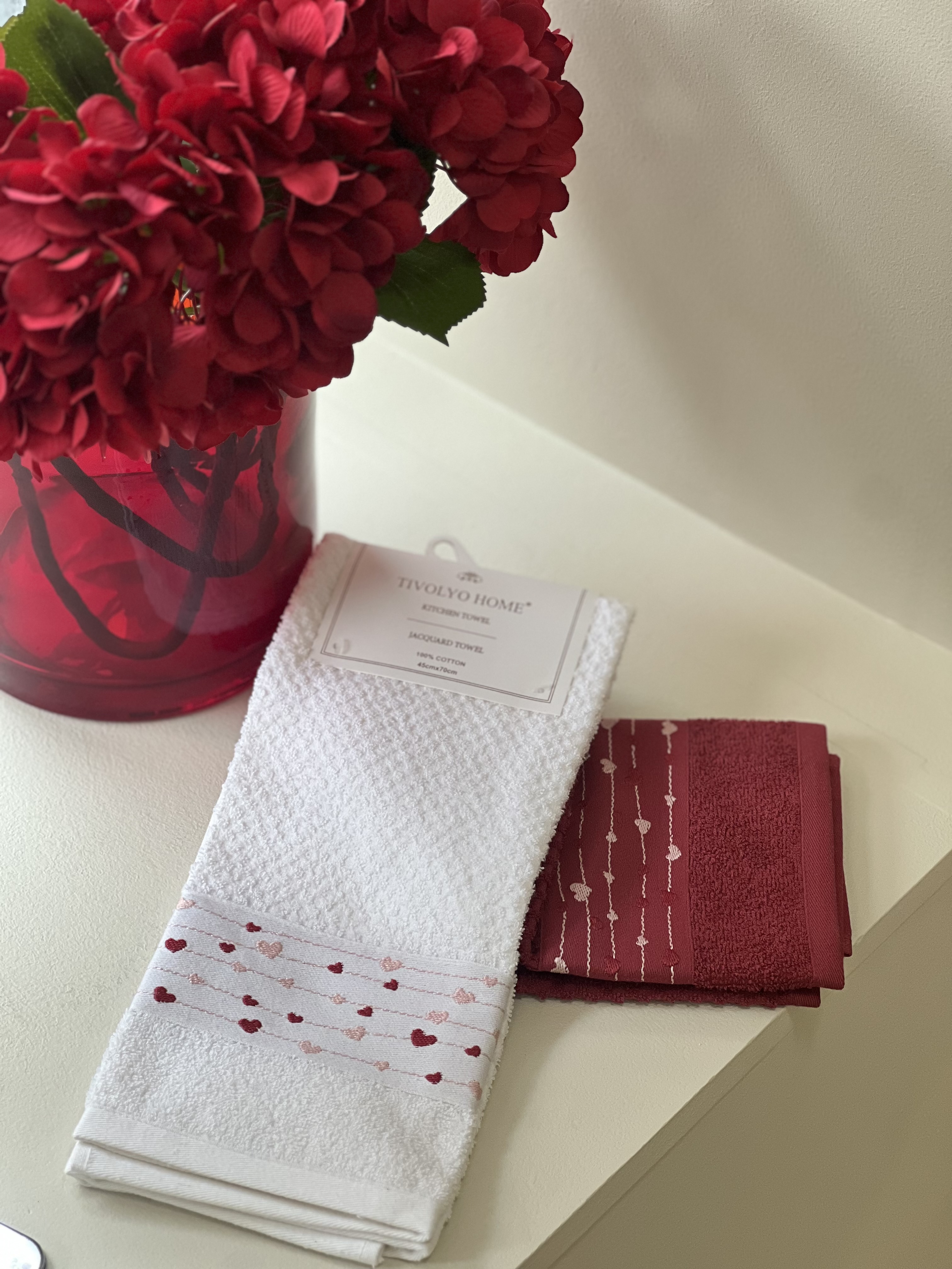 Комплект із двох кухонних рушників з ніжними серцями преміум бренду Tivolyo Home
