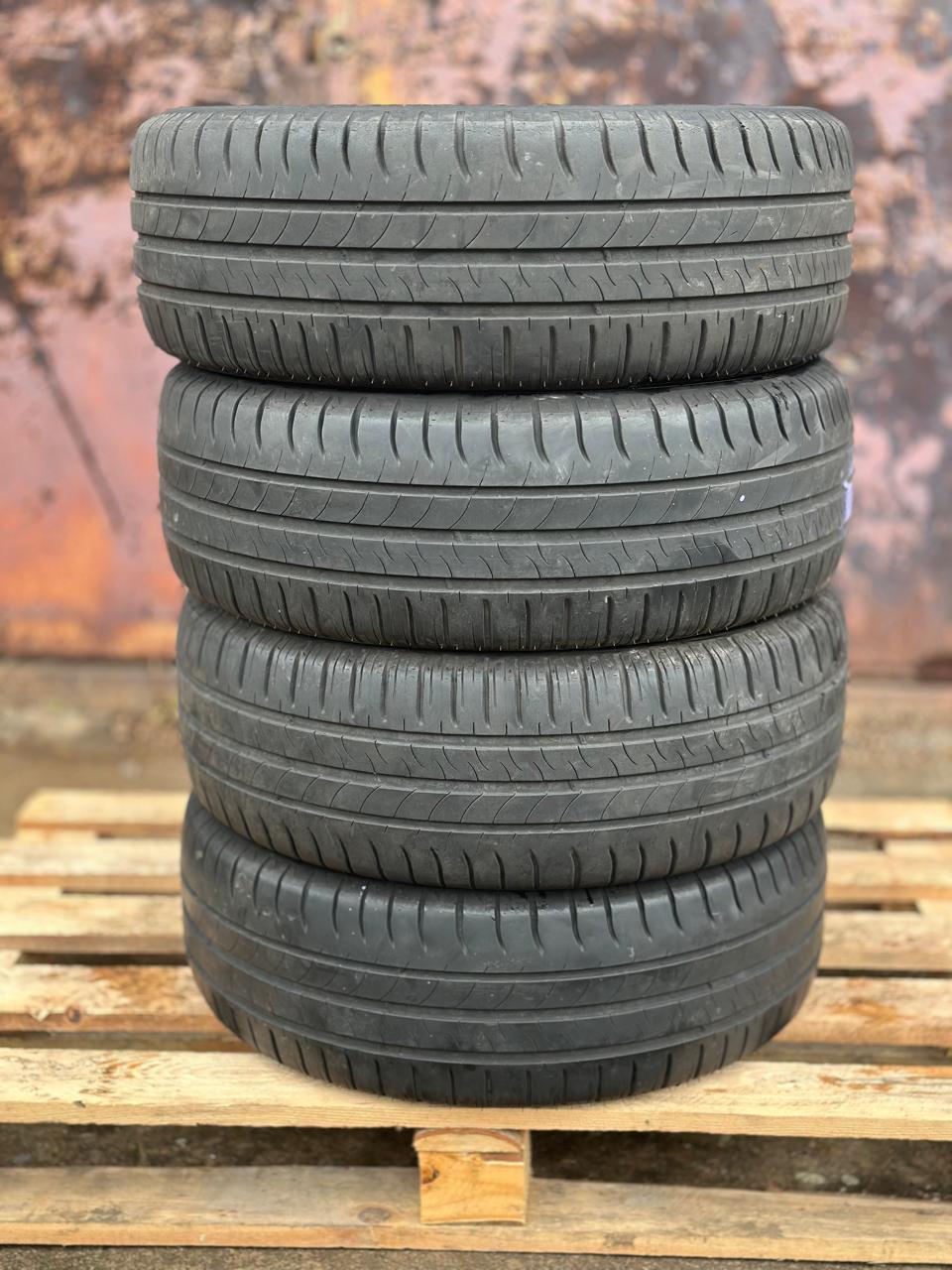 MICHELIN ENERGY SAVER 215/60/16