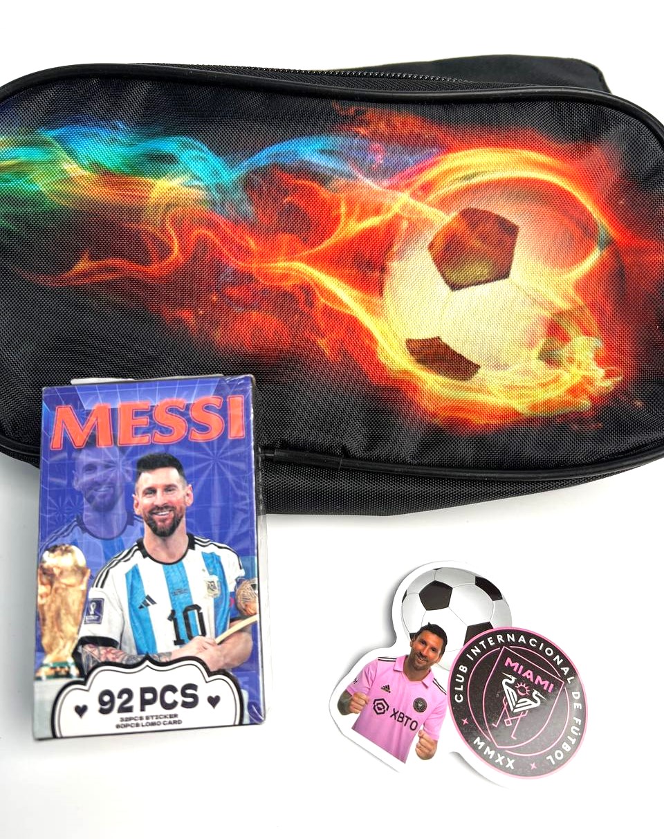 Набір пенал з м'ячем та набір карток з Мессі
