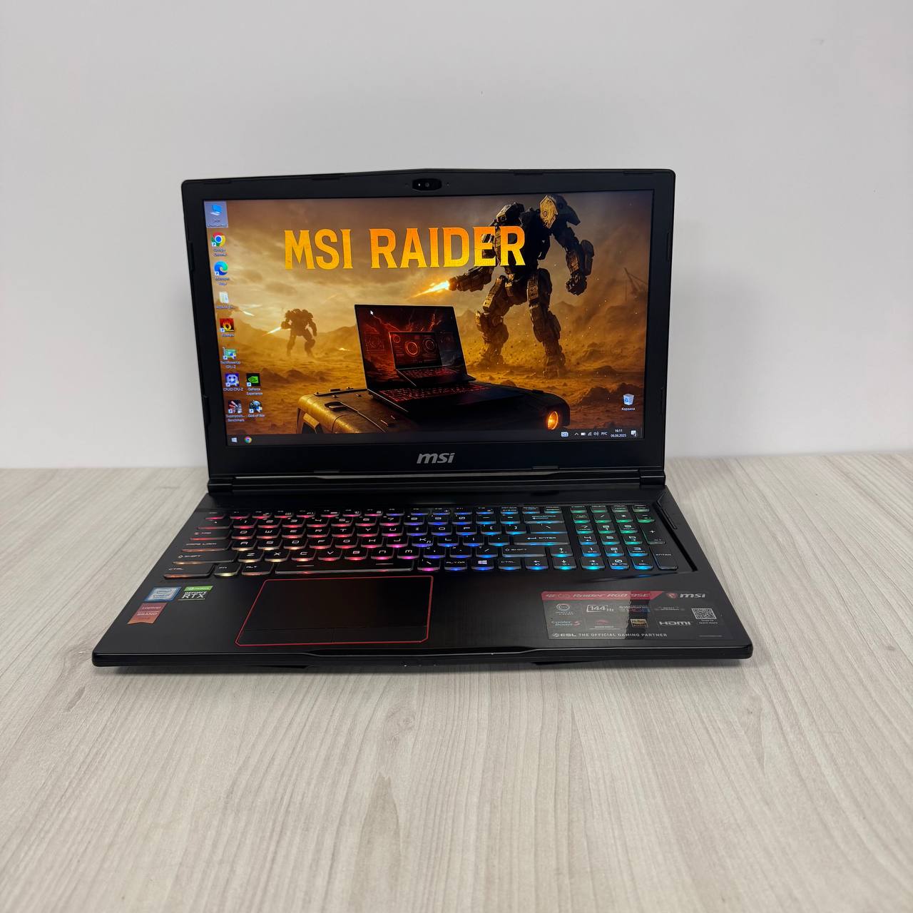 MSI GE63 Raider 9SE