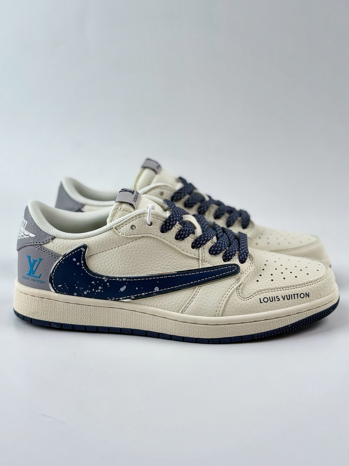 Travis Scott x Nike Air Jordan 1 Low x Louis Vuitton ZH2598-242