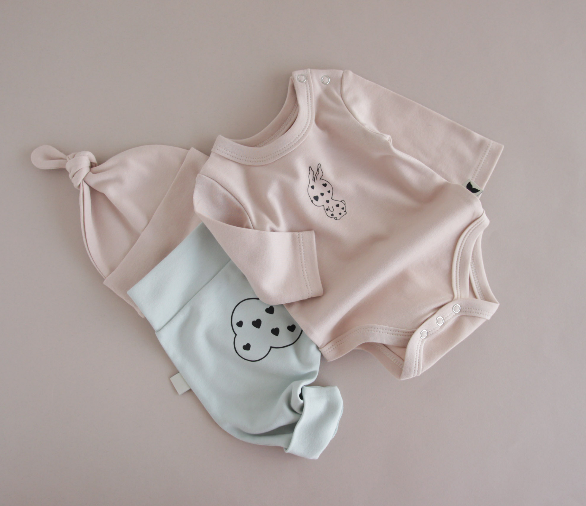 Боді, штанці з хмаринкою та шапочка, комплект з 3 шт