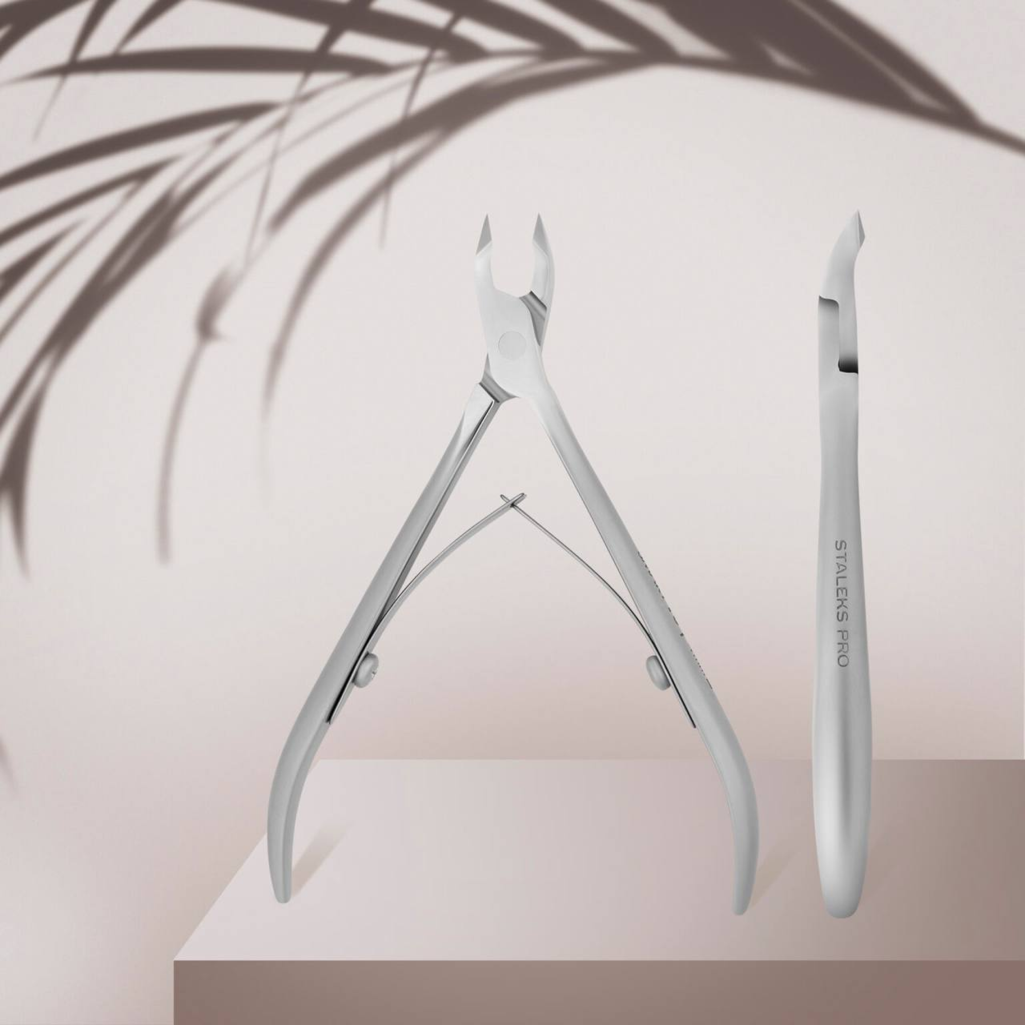 Professional cuticle nippers SMART 10 4 mm