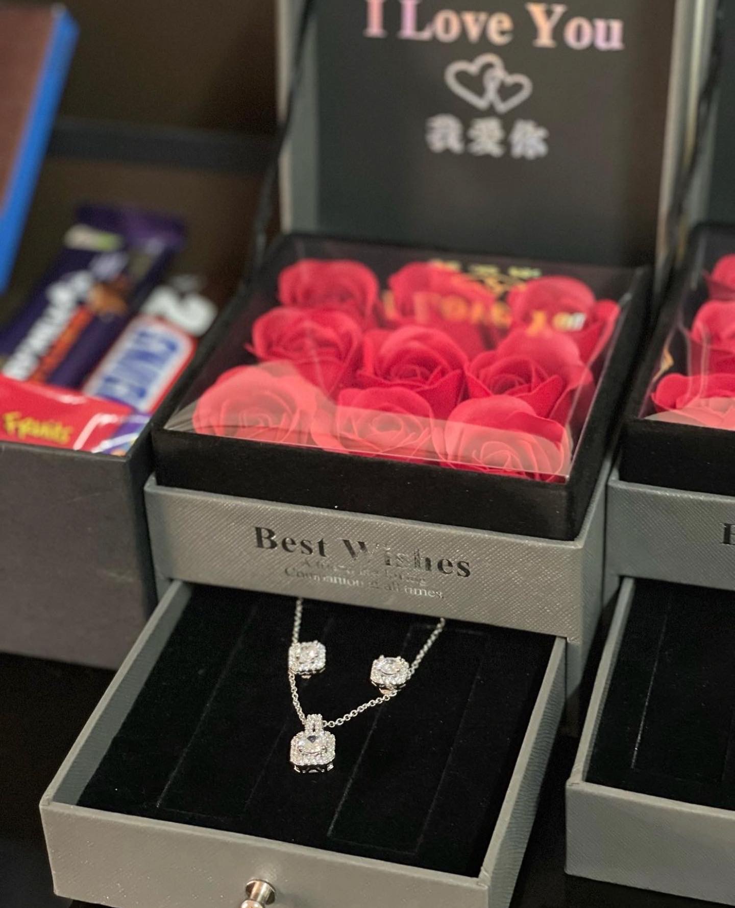 Best Wishes Rose Box 