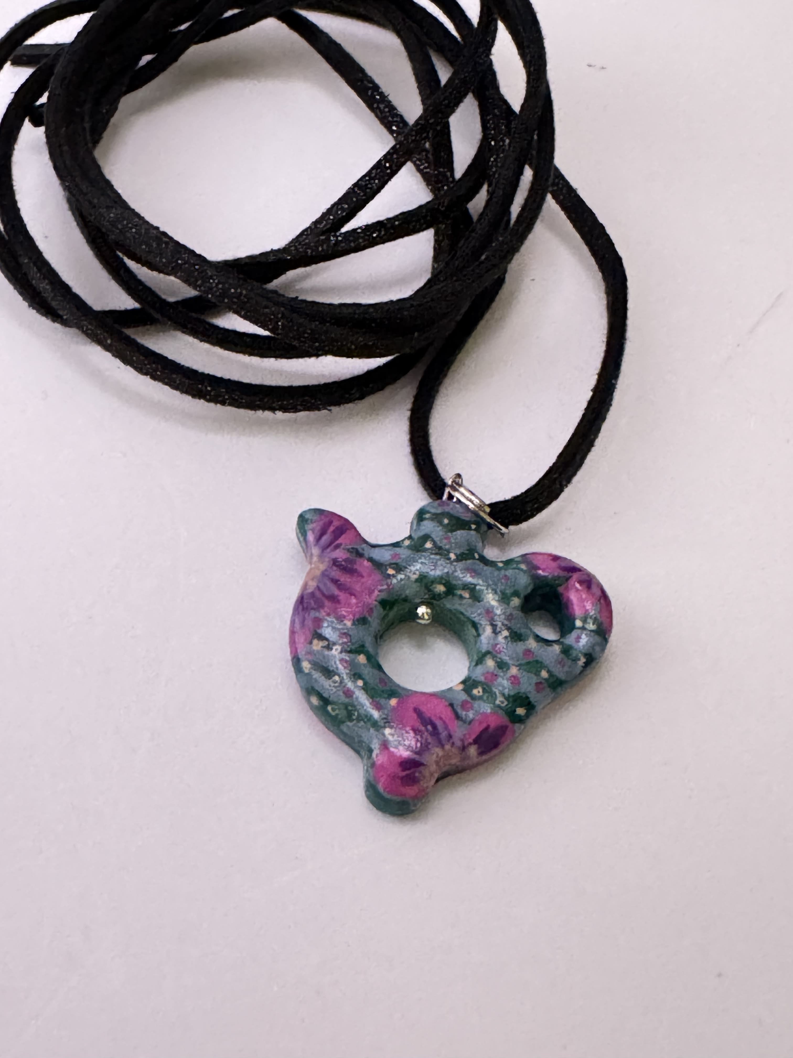 Куманець на шию з моделюючої глини