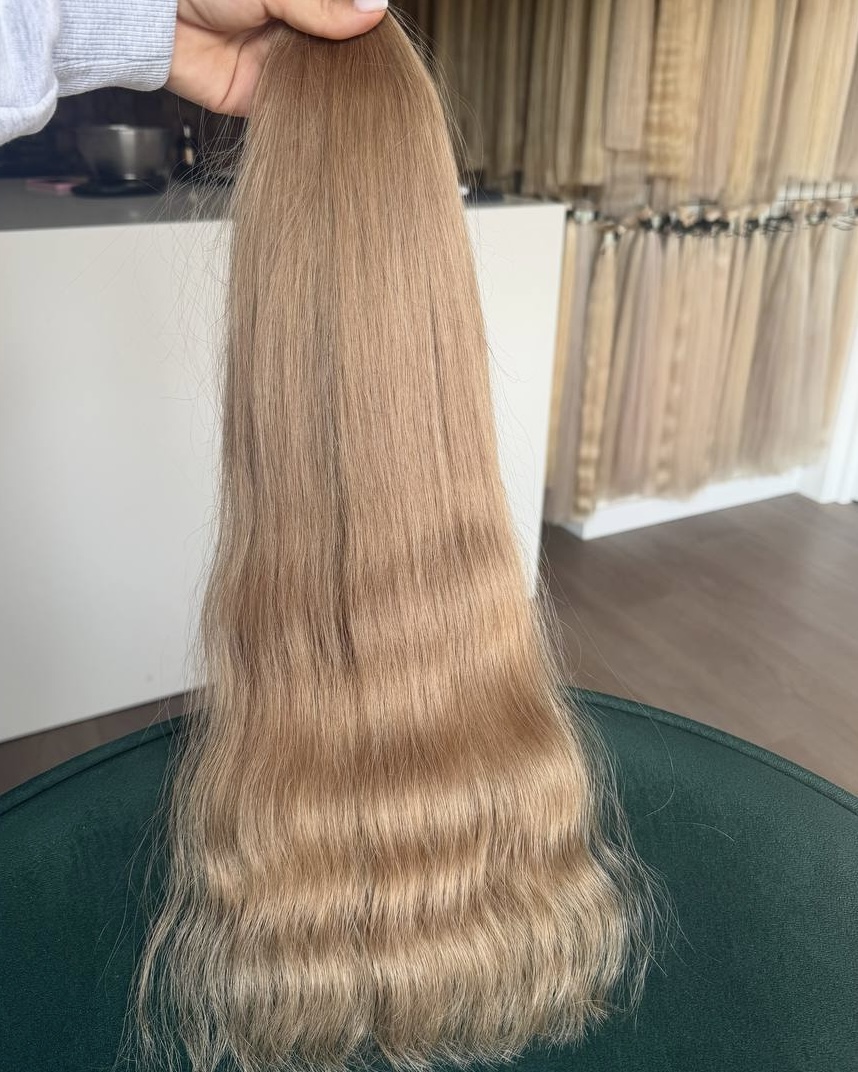 8.1 beige, 70 см, хвилясте, 100 г.