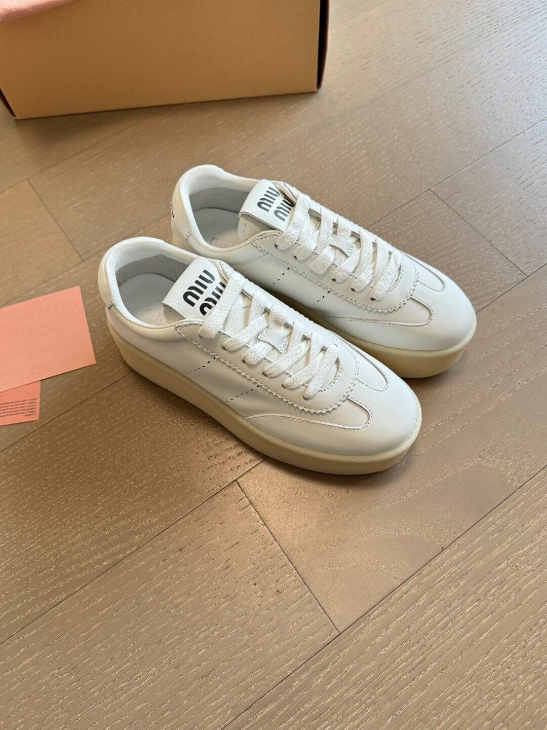 Miu Miu кросівки