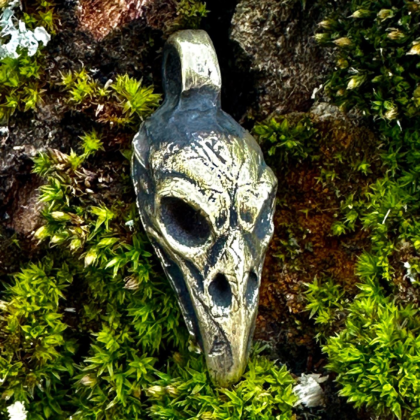 Підвіска Череп Крука Рунічний