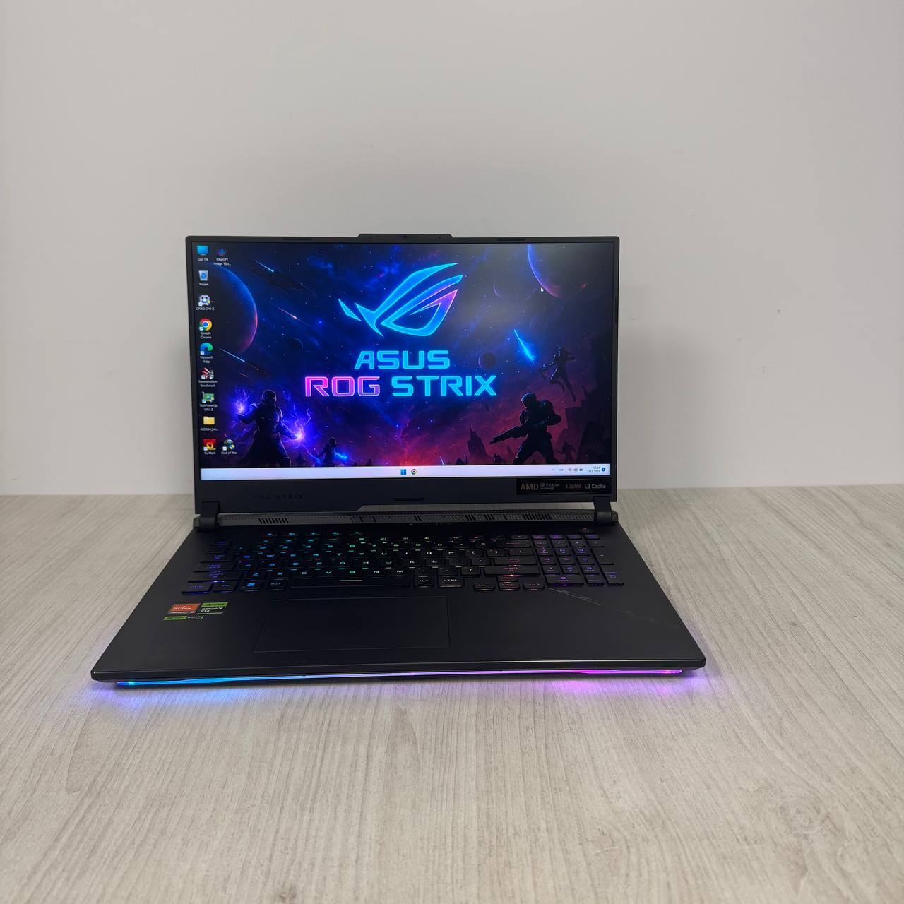 Asus ROG Strix SCAR 17 G733PZV
