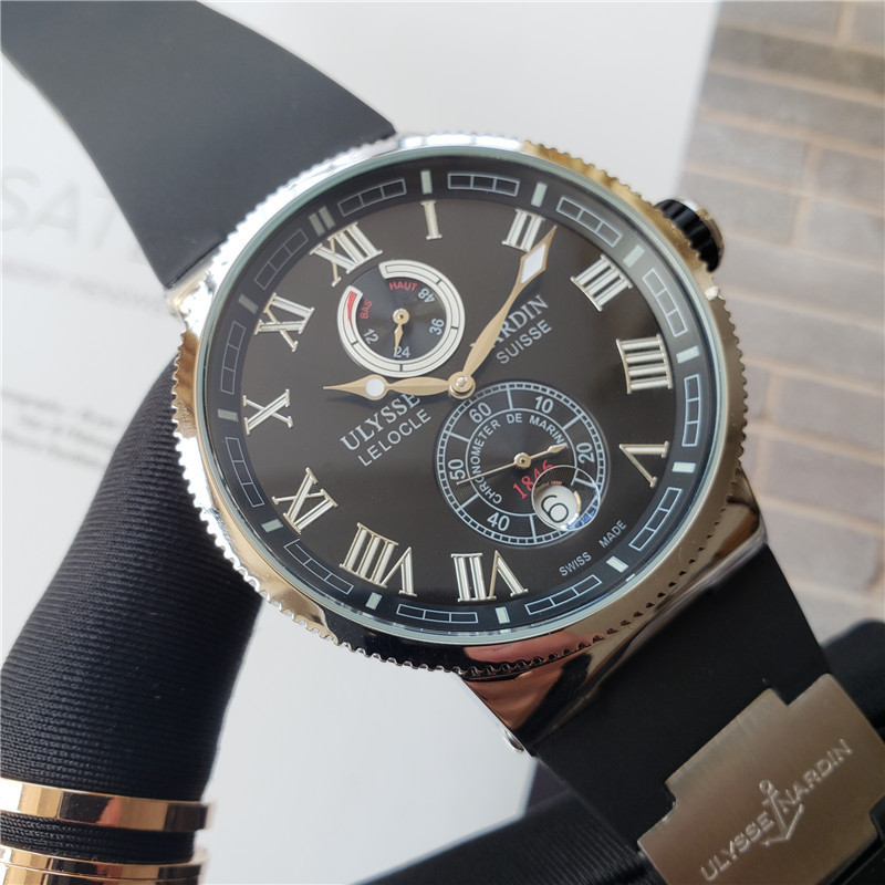 Ulysse Nardin Marine Chronometer features a prominent black dial 1183