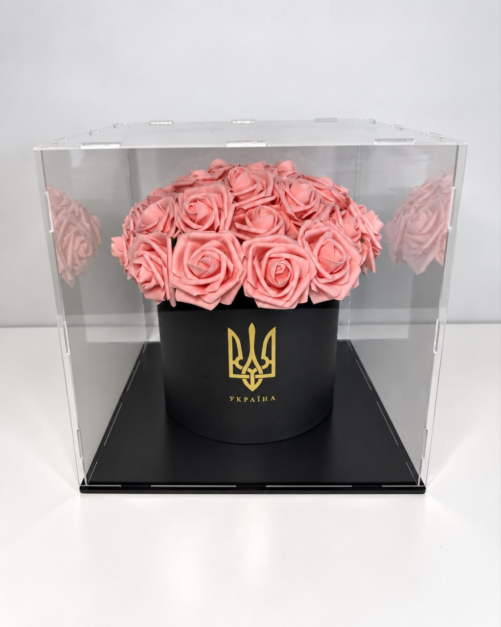 Готова композиція 🌹Персикові троянди в кубі 30см