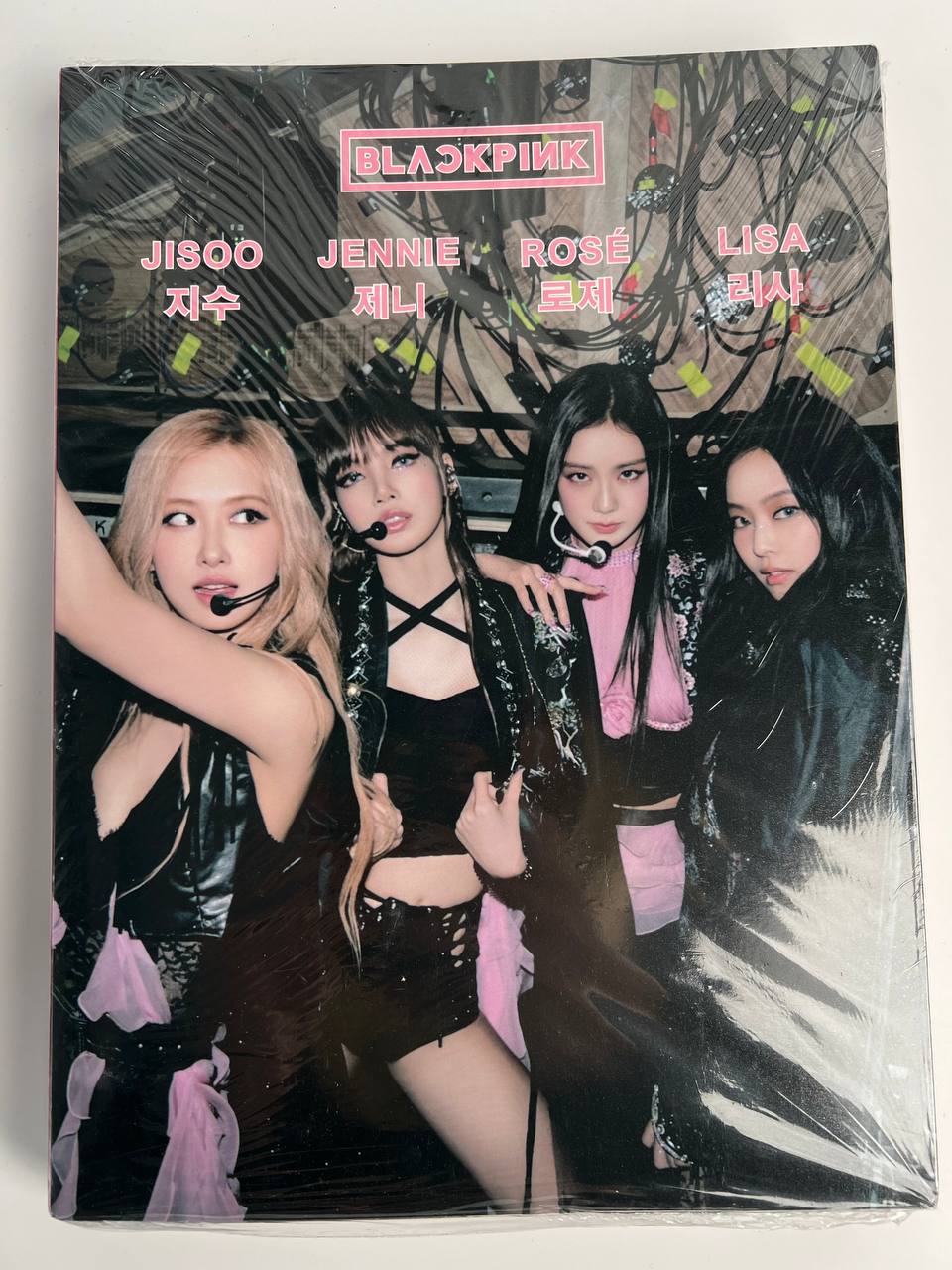 Журнал альбом K-pop групи BlackPink , Star Photo Album 37A195