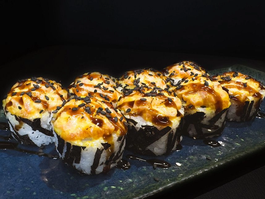 Фелікс з лососем