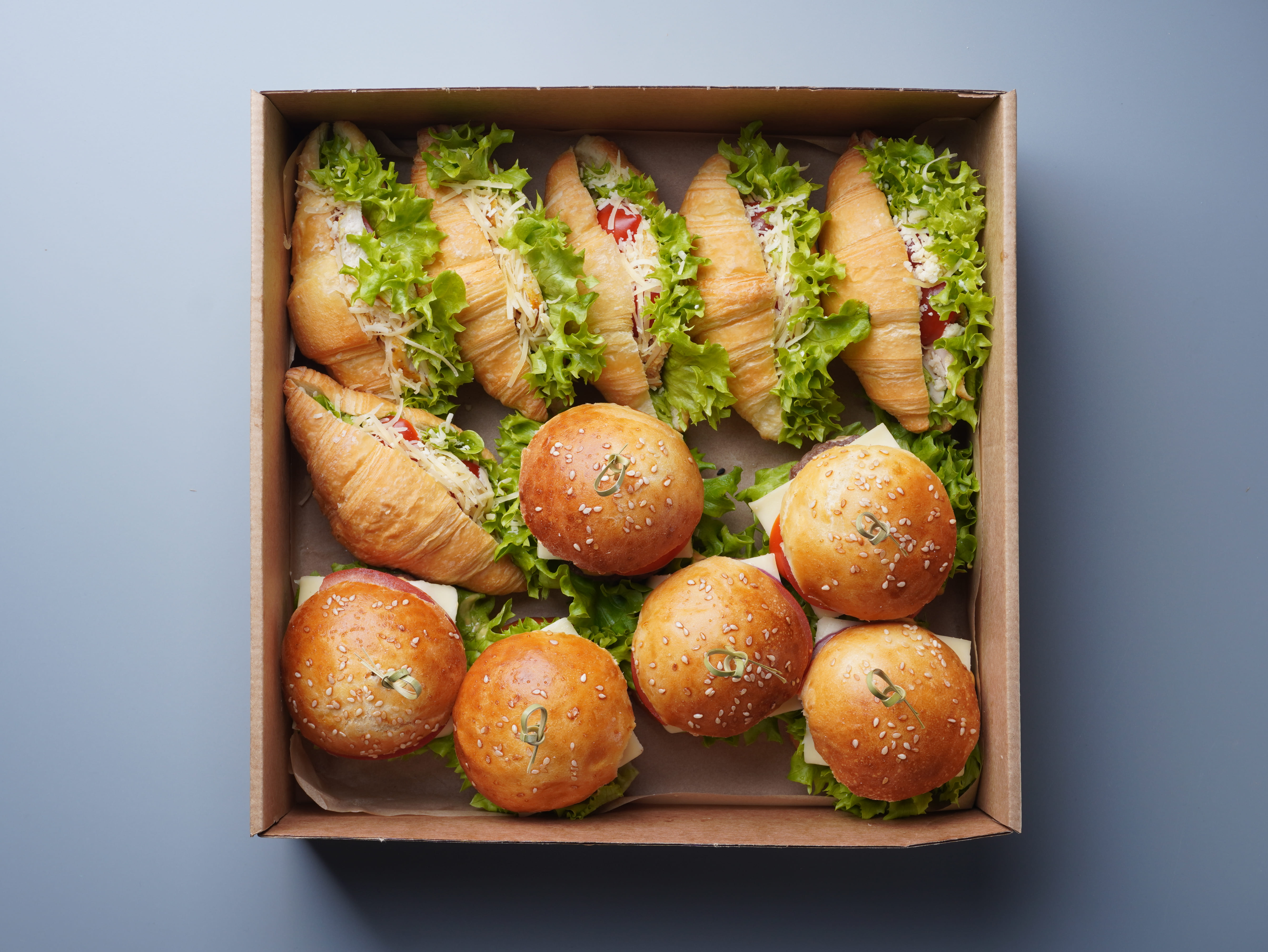 Урбан снек бокс  (12 штук - 900 грам)