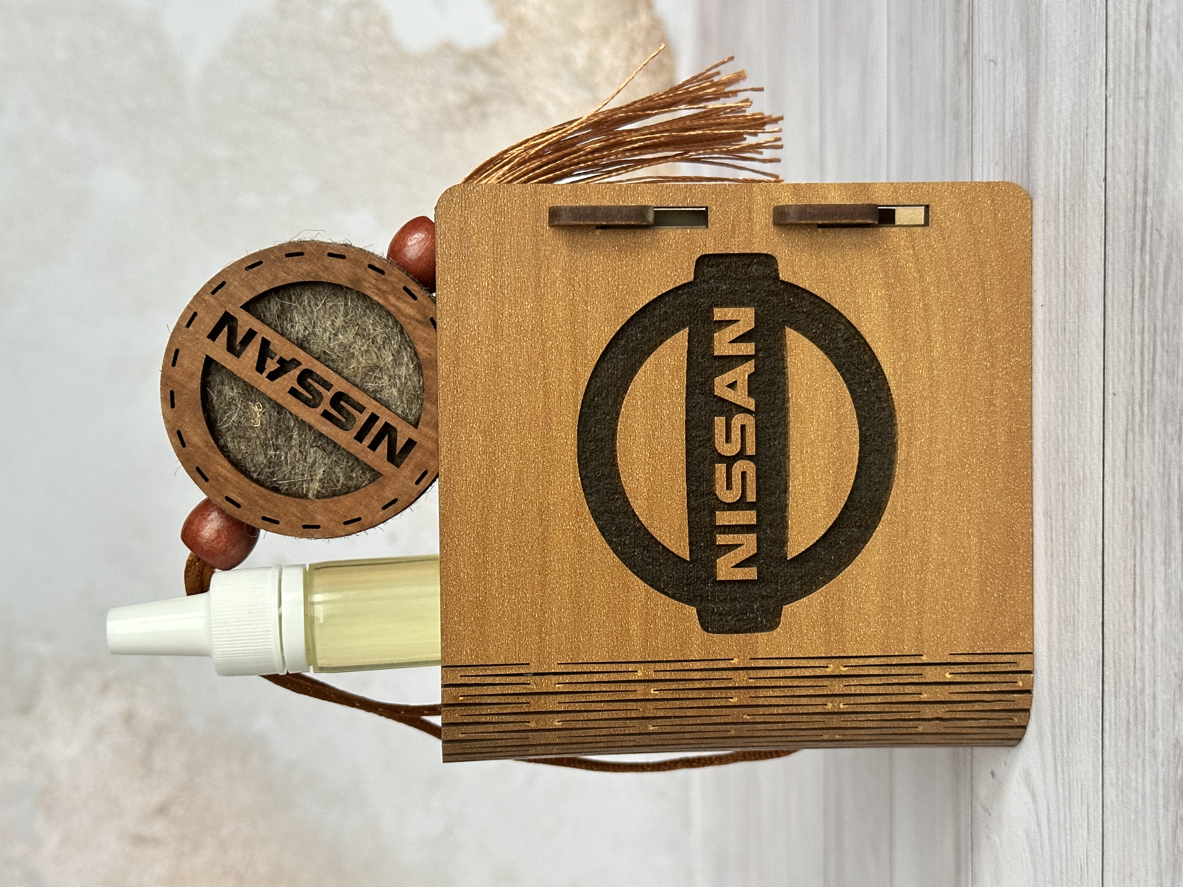Ароматизатор Nissan