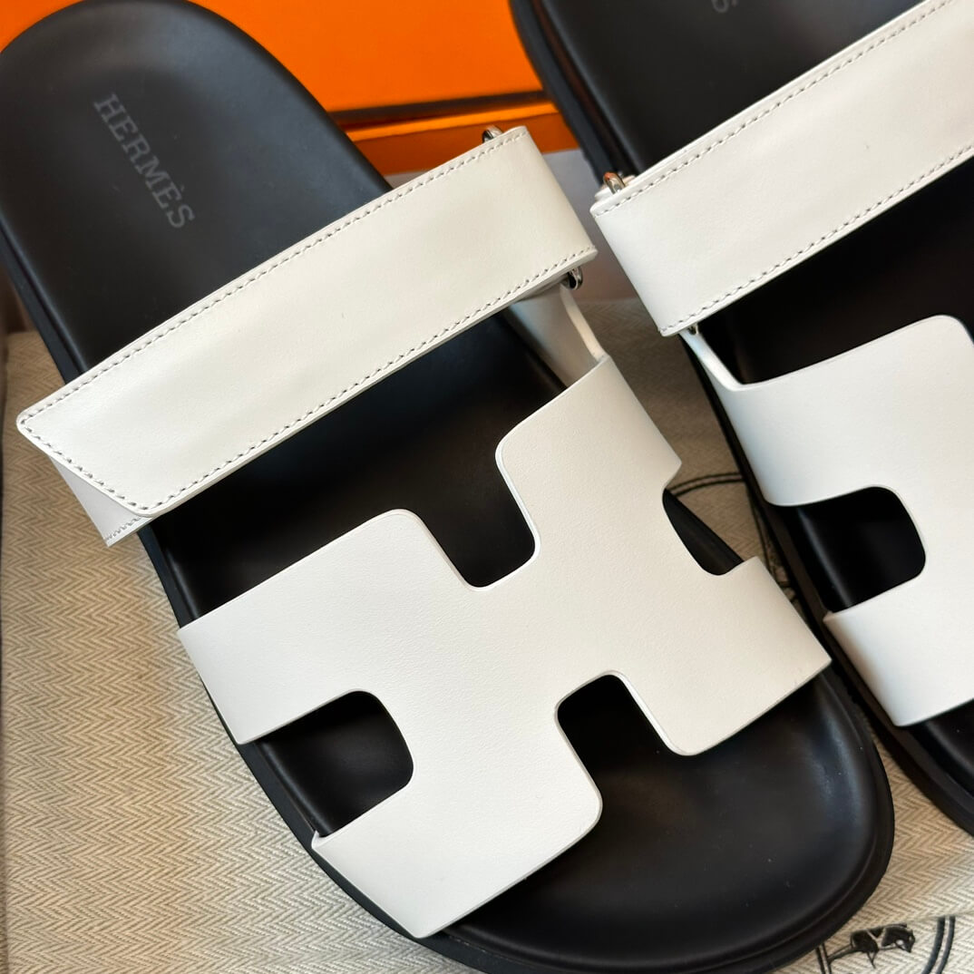 Hermes шльопанці