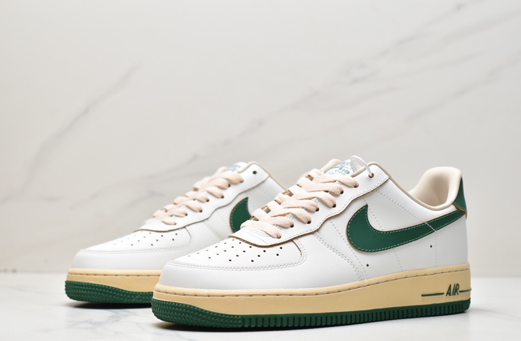 Nike Air Force 1  DZ4764-133