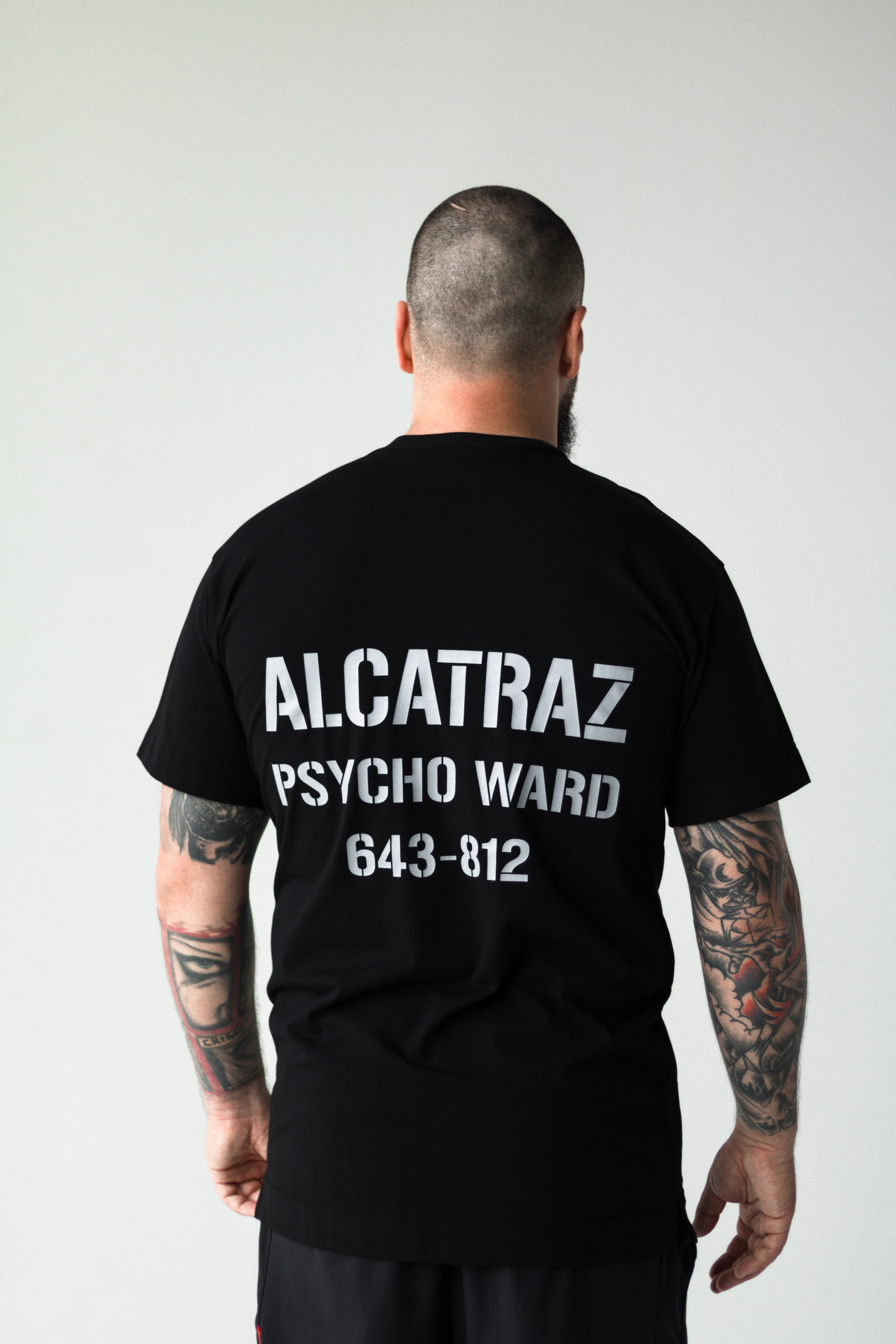 оверсайз футболка ALCATRAZ чорна