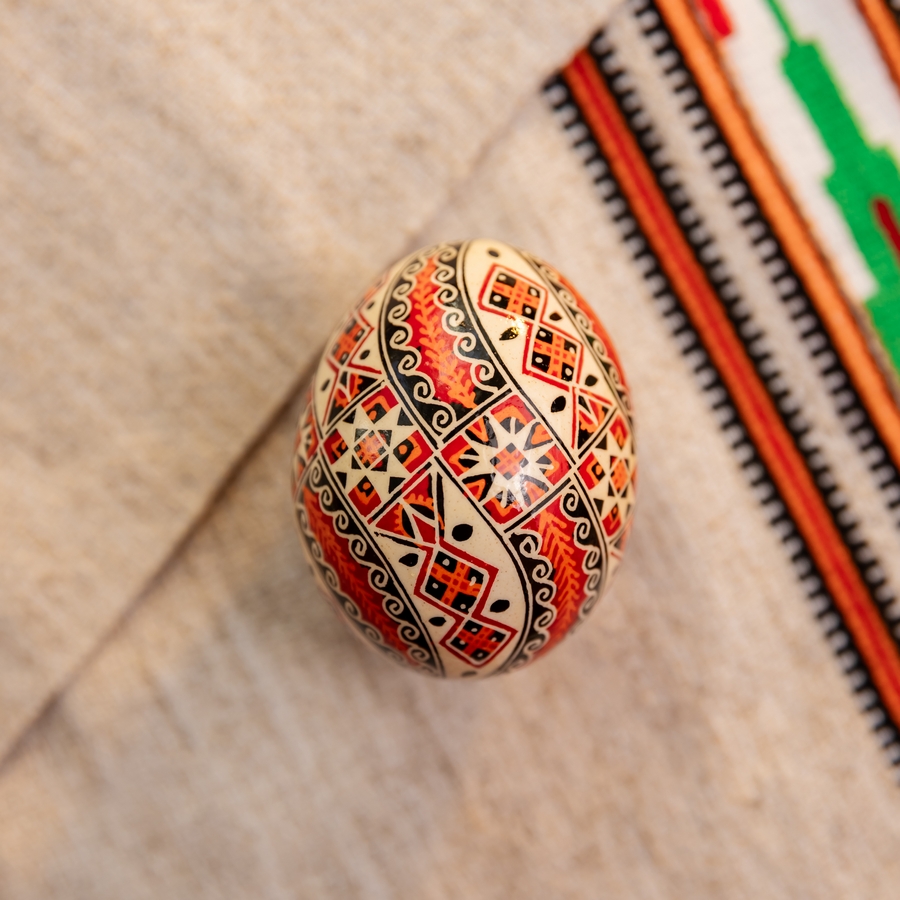 Благодійна писанка "До Великодня"