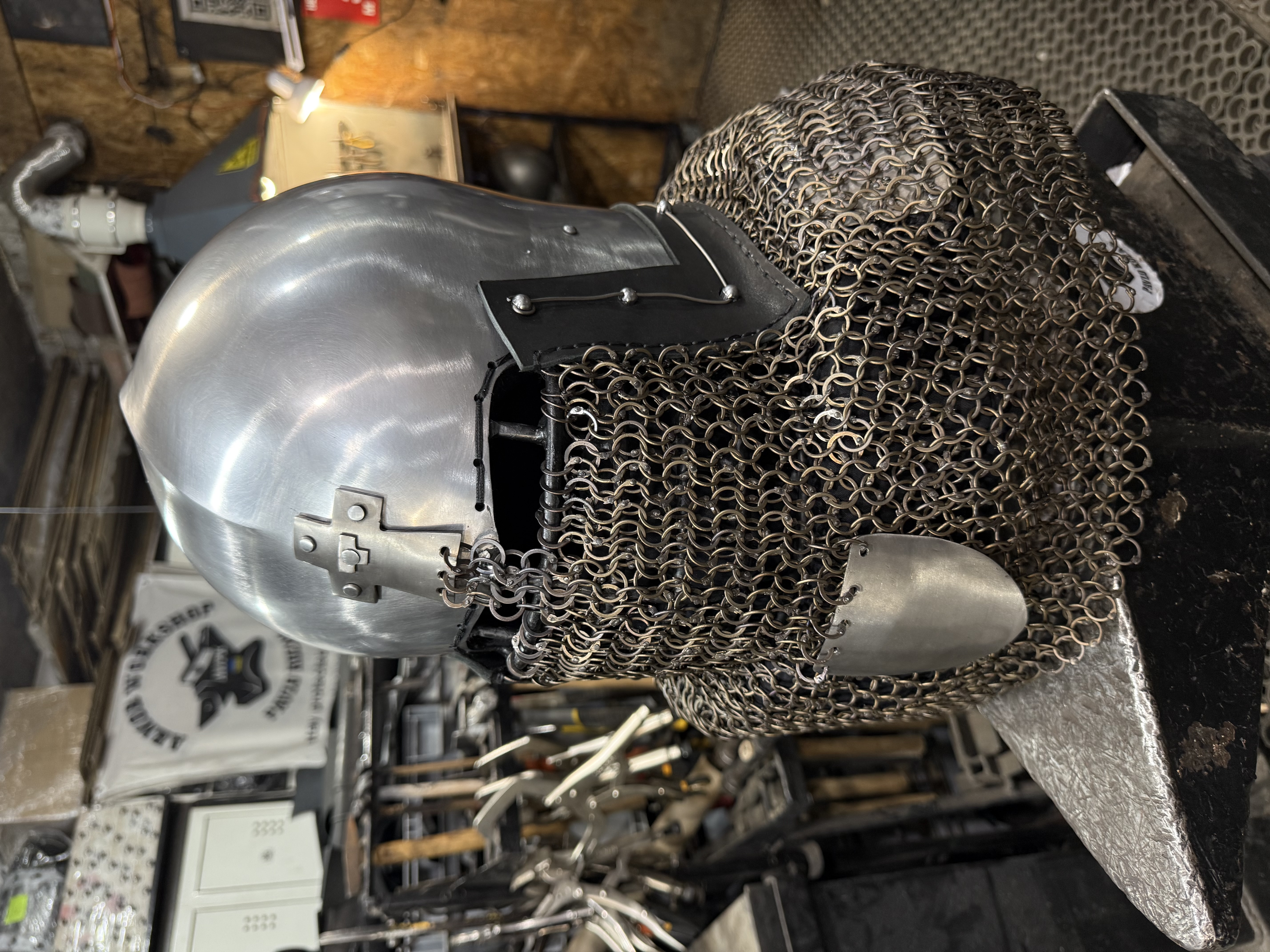 Cross helmet titanium ave. “Ti-cross”