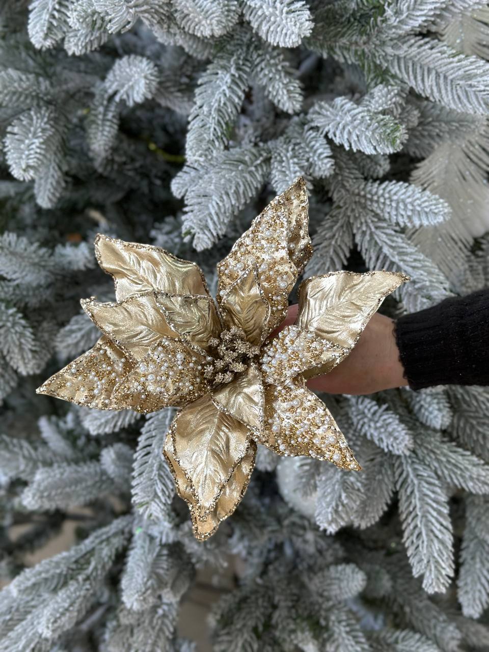 Декоративна квітка Пуансетія з перлинними бусинами та глітером 26 см, ніжка 50 см