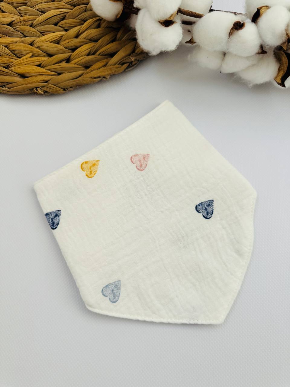 Непромокальний двосторонній нагрудник-слинявчик на кнопках