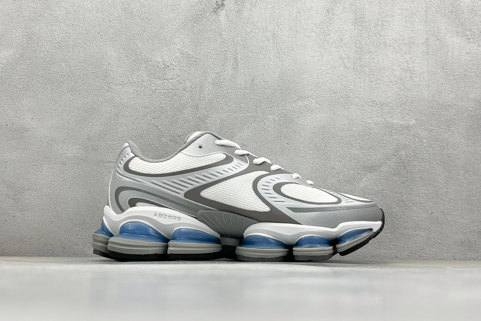 New Balance U2000AA