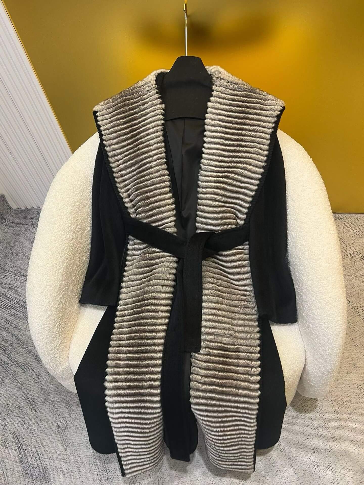 Loro Piana пальто