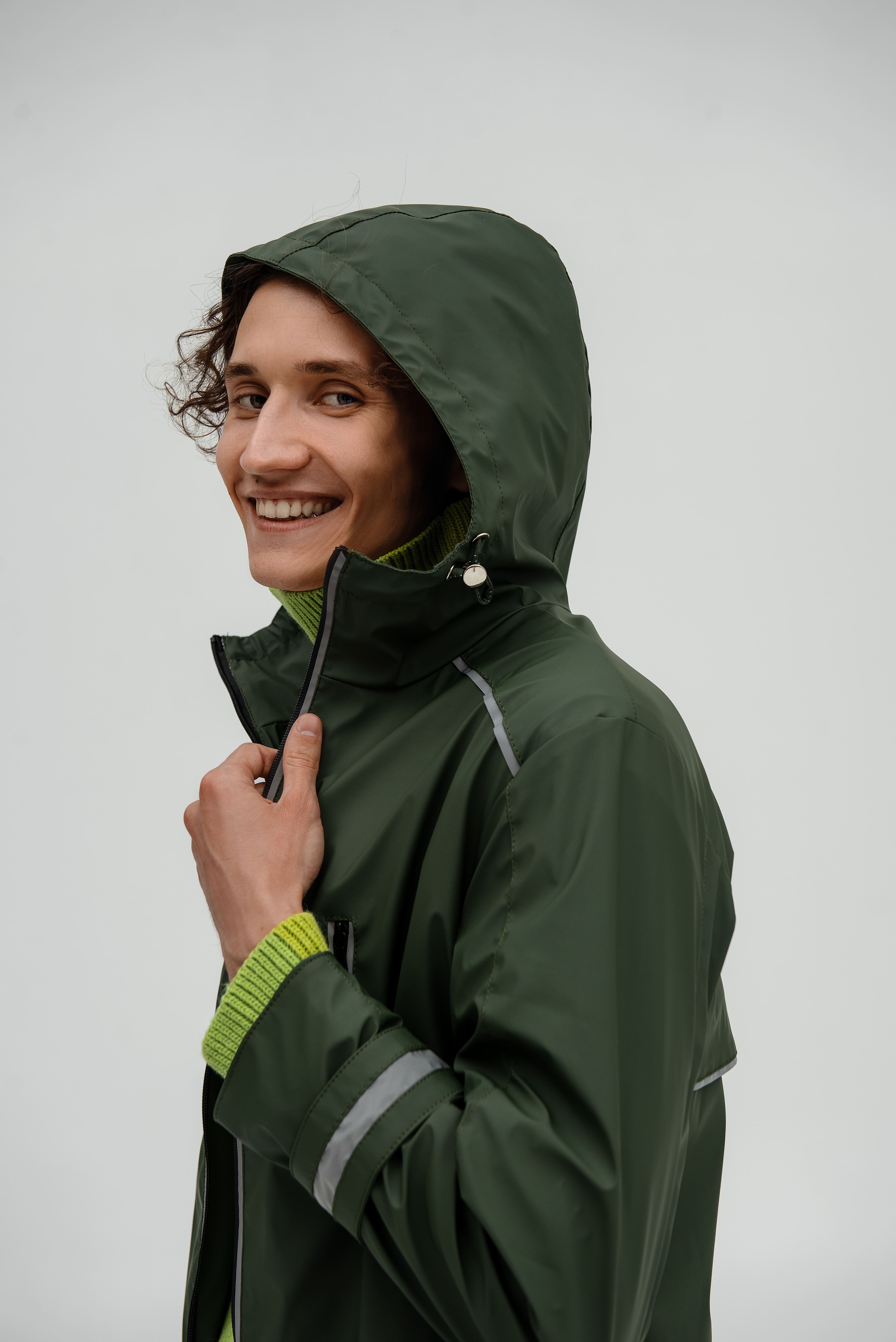 Чоловічий дизайнерський дощовик хакі | Designer Raincoat Green Khaki for Men