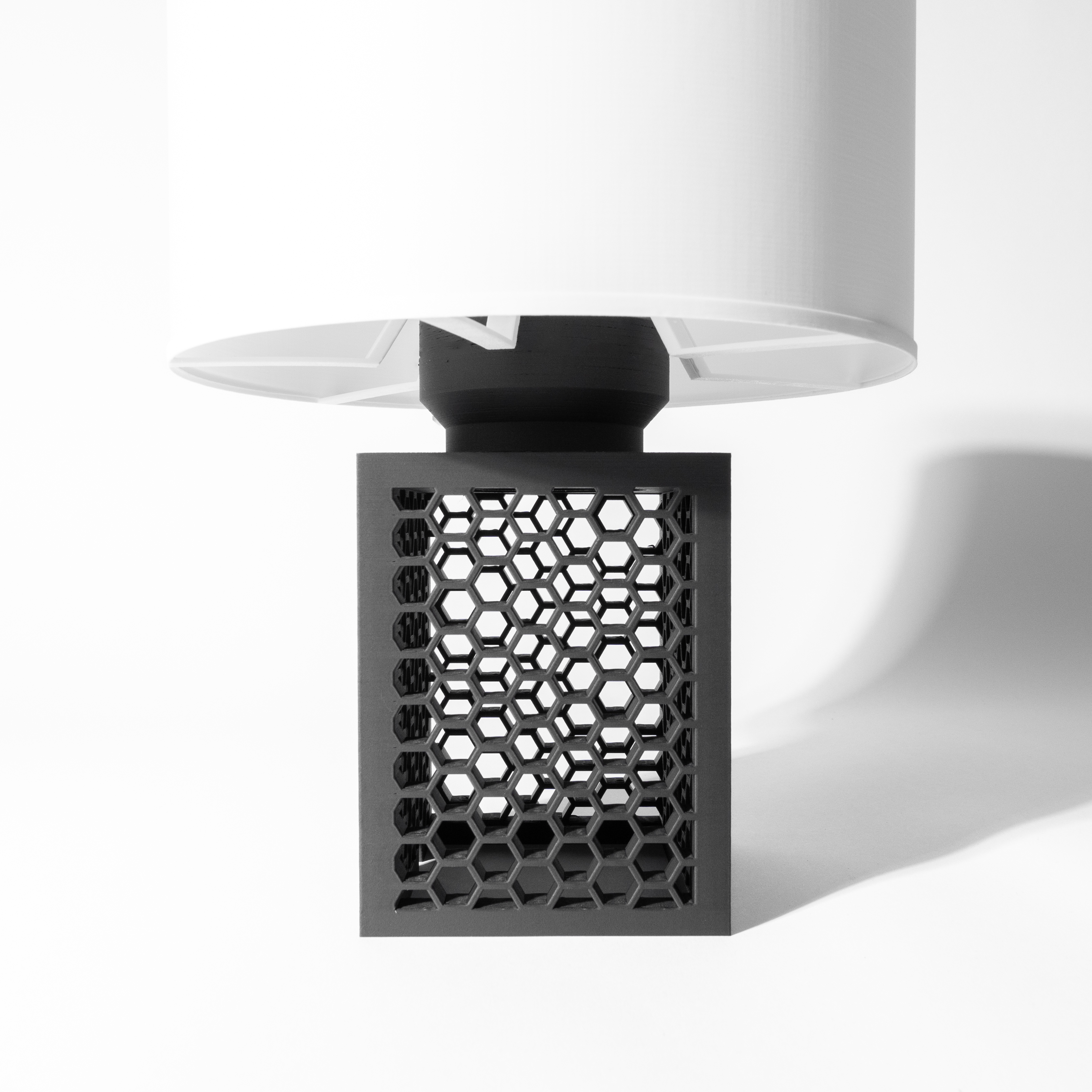 Aro Lamp – Modern 3D Printed Table Lamp