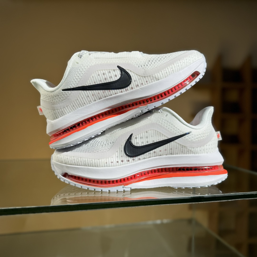 Nike Air Zoom Pegasus  HQ2592-101