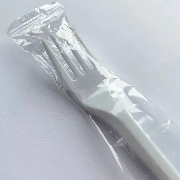 Виделка важка в індивідуальній упаковці №37 / біла (100 шт/уп)