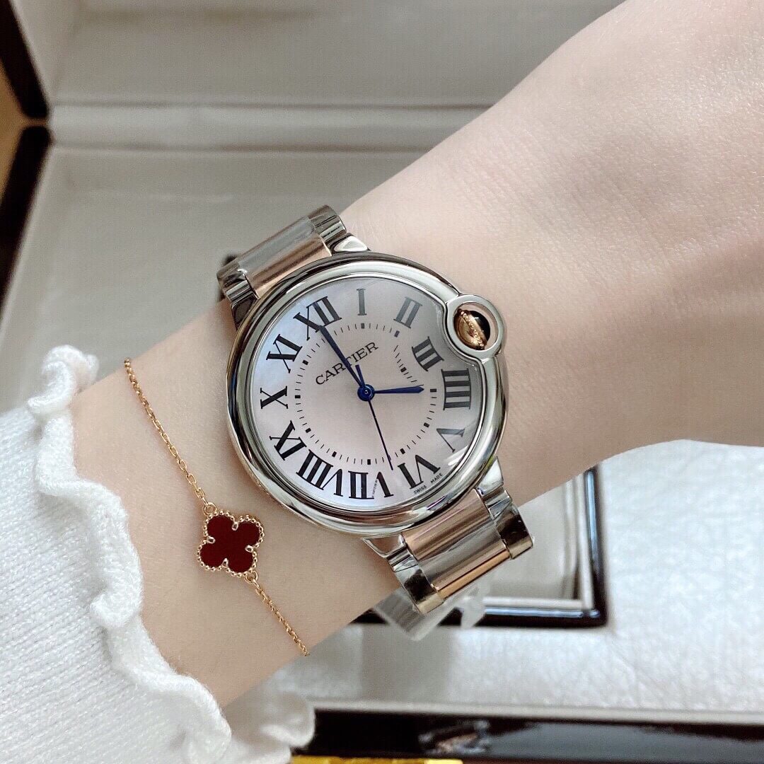 Cartier годинник