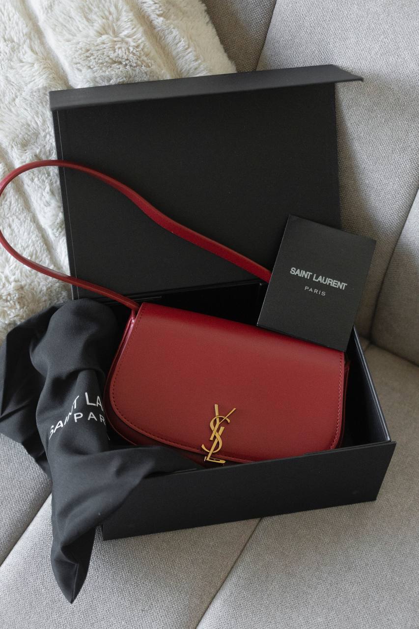 Yves Saint Laurent Voltaire in Box Red/Gold