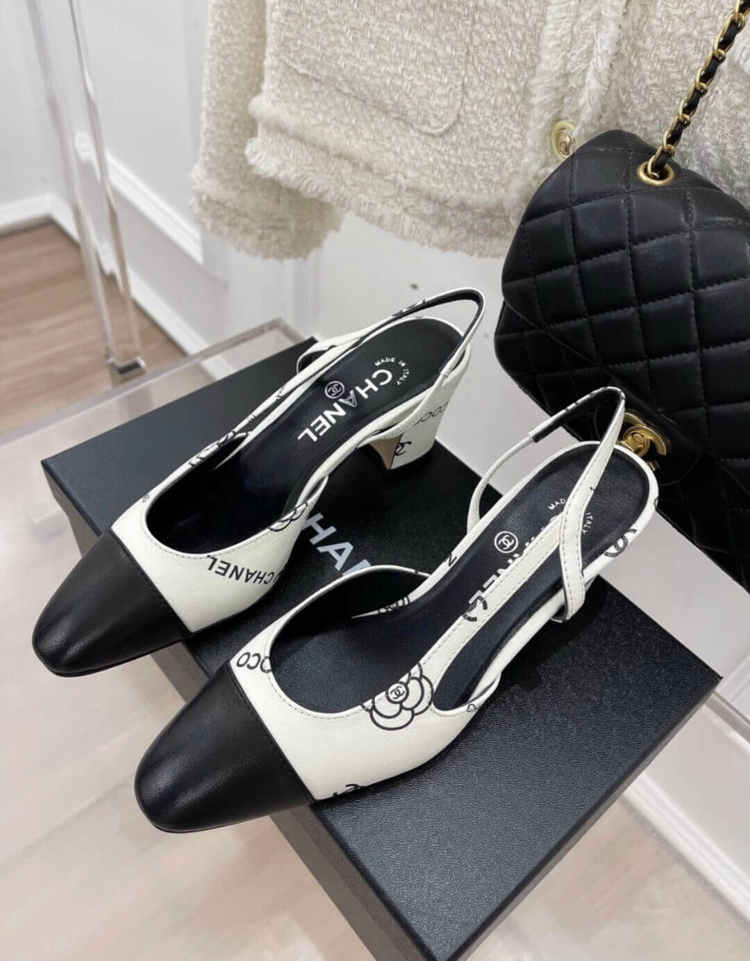 Chanel босоніжки закриті