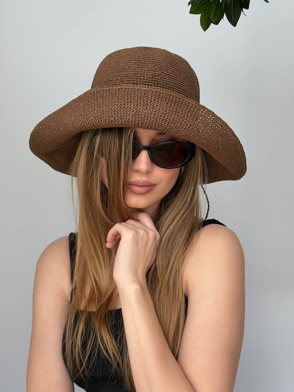 Панама плетена шоколадна