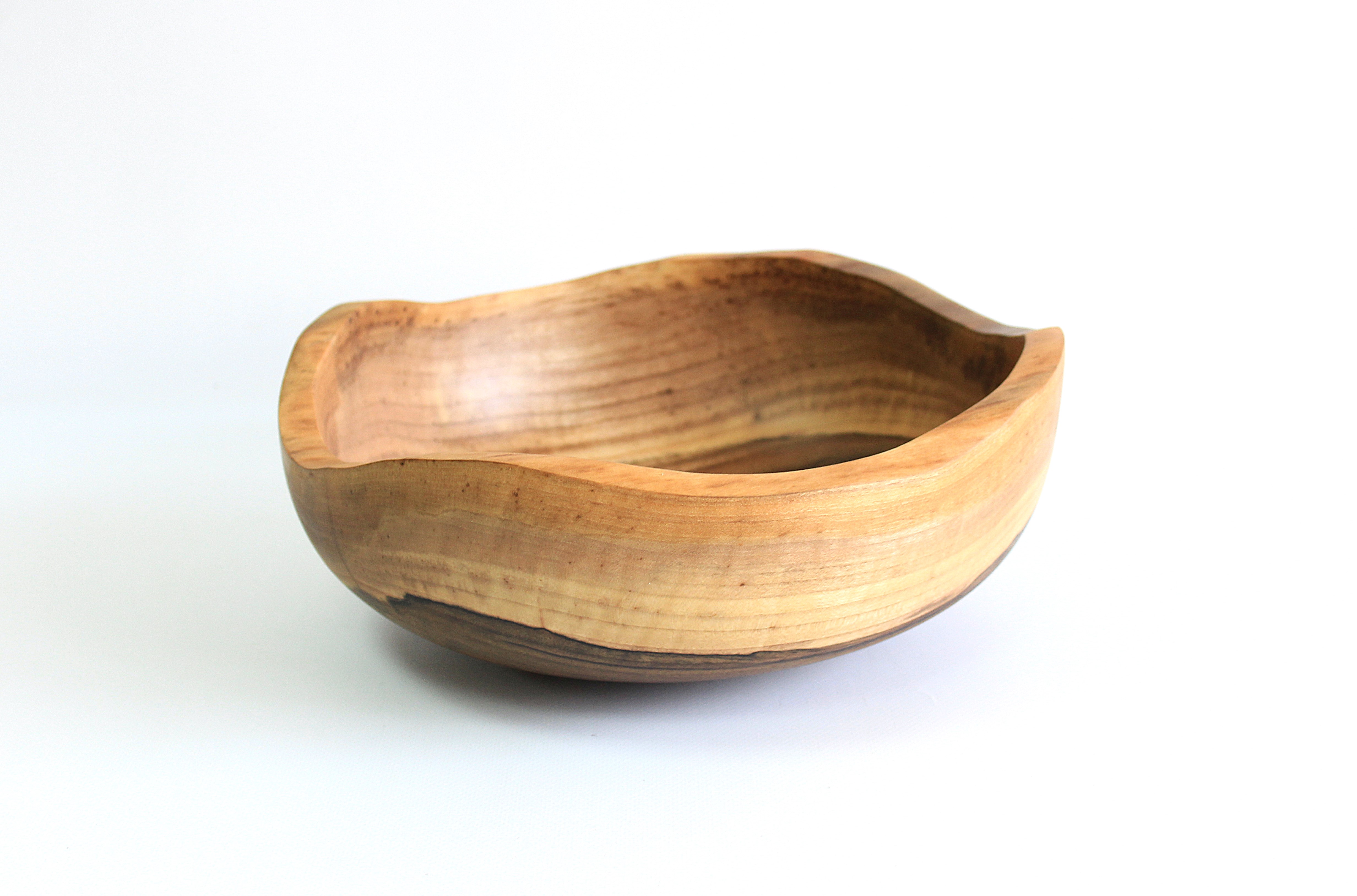 Велика миска  з горіха  ручної роботи