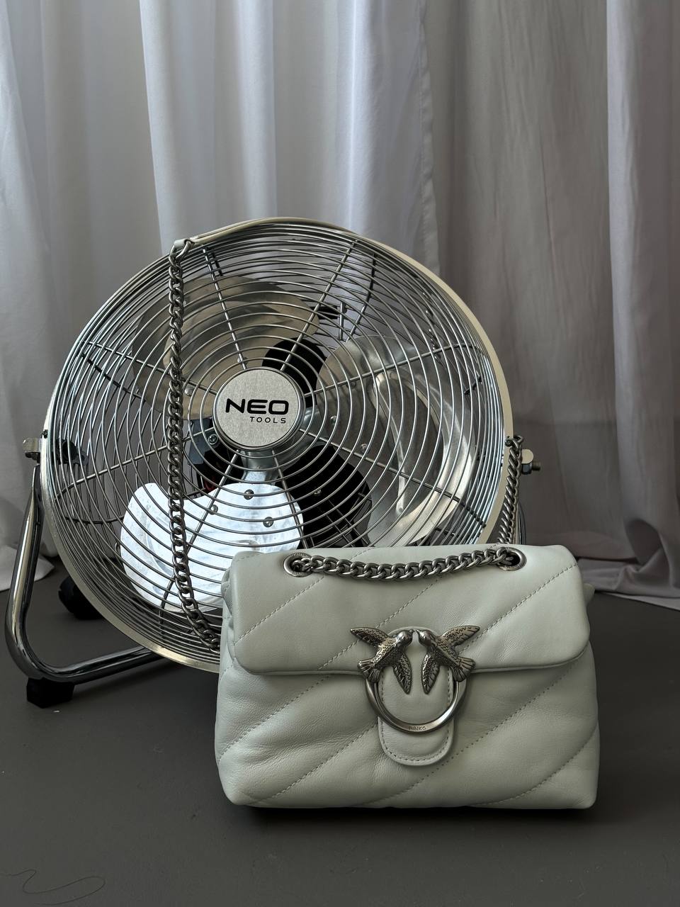 Ponko White Silver