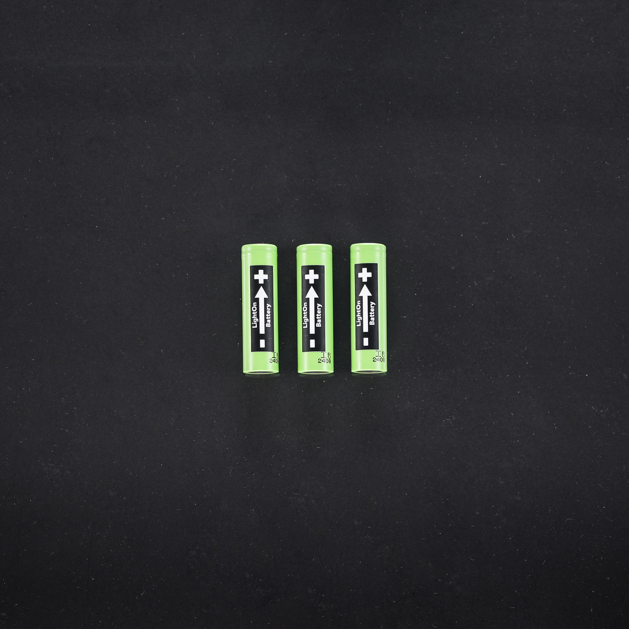 Акумулятори 18650 LightOn Battery