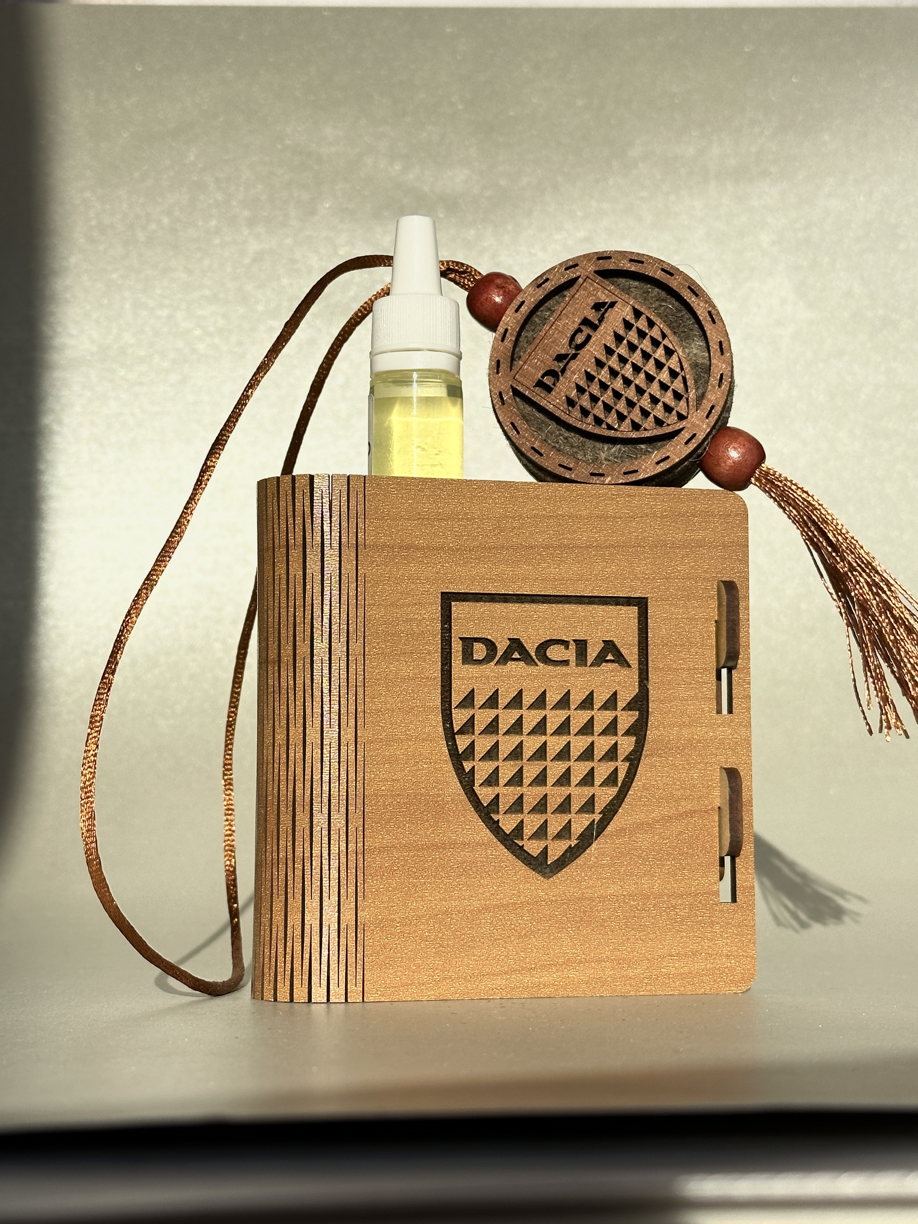 Ароматизатор Dacia