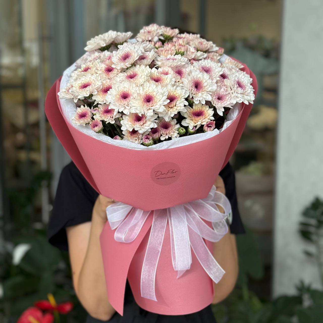 Букет із рожевої хризантеми
