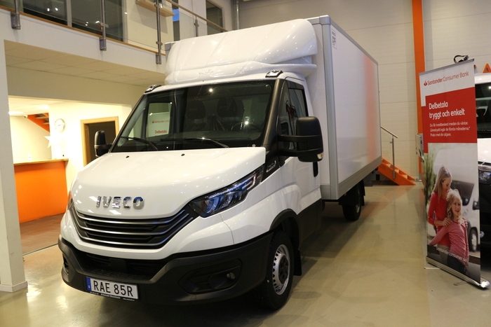 Iveco Daily 35S16/2.3 JTD Hi-Matic Extra Bred220cm/Lager bil