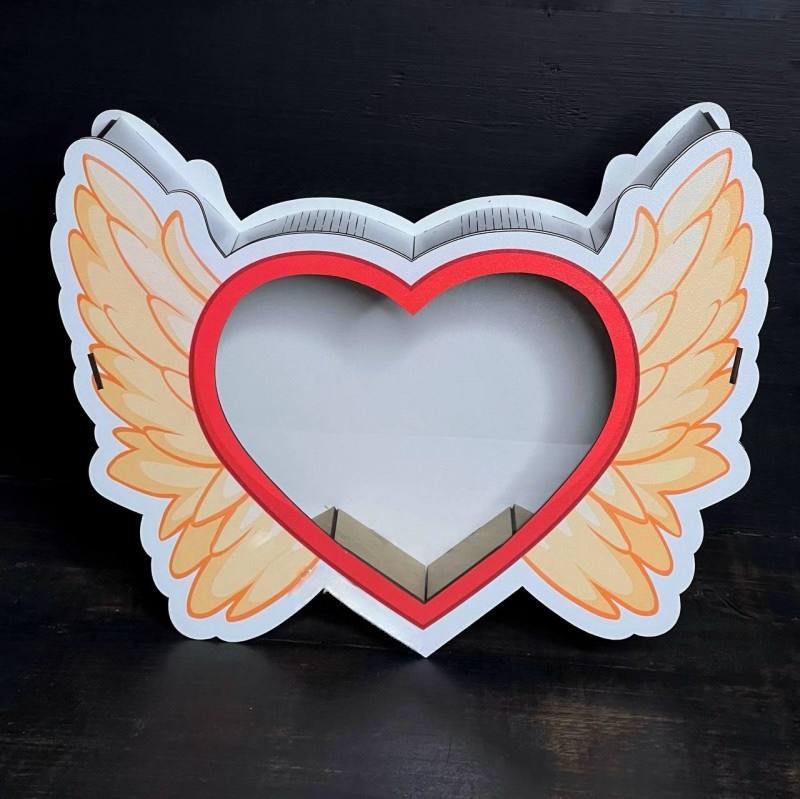 Бокс у формі серця з дизайном і прозорою кришкою "Крила ангела", 40х30х10 см
