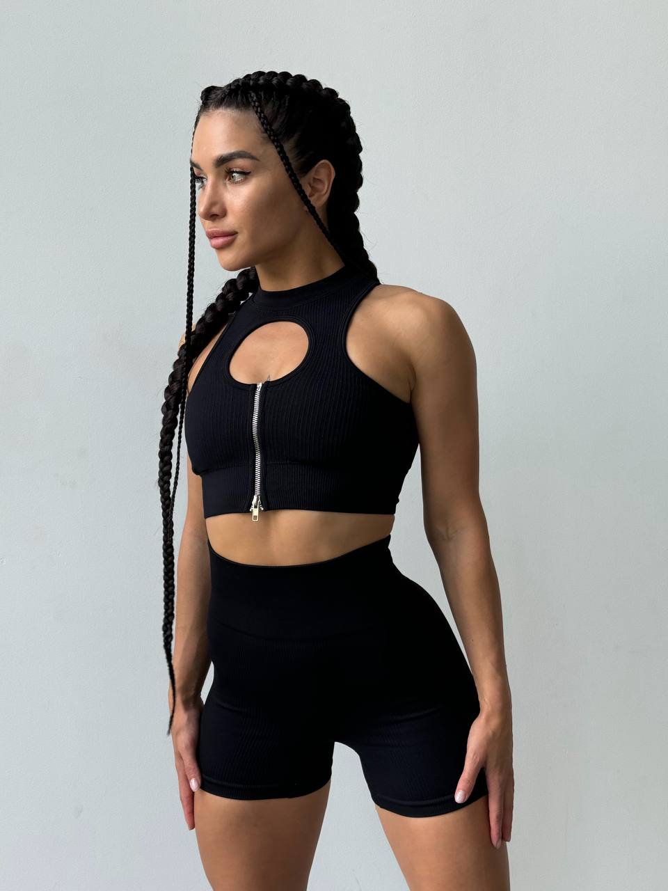 Комплект топ та вело в чорному кольорі