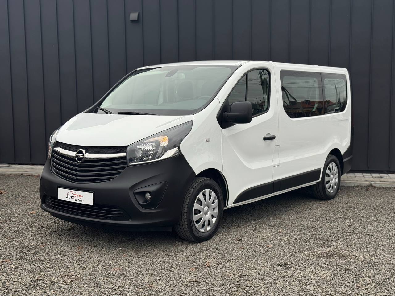 Opel Vivaro B L1H1
